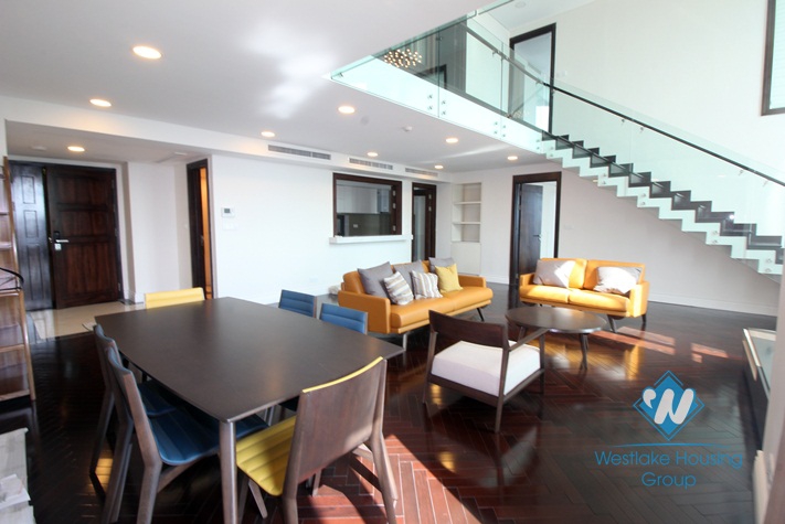 Modern duplex apartment for rent in city centre